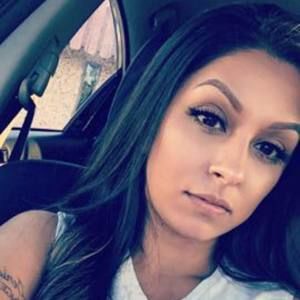 Meet your Posher, Michellet